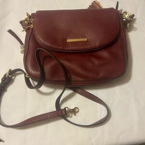 Poppy and Peonies Downtown crossbody in burgundy